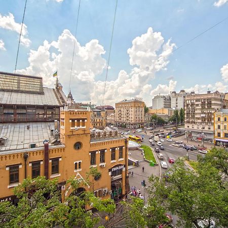 Apartments Near Parus Business Centre Kyiv Exterior photo